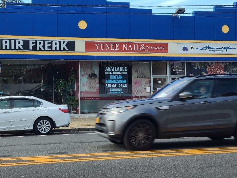 1079-1083 Willis Ave