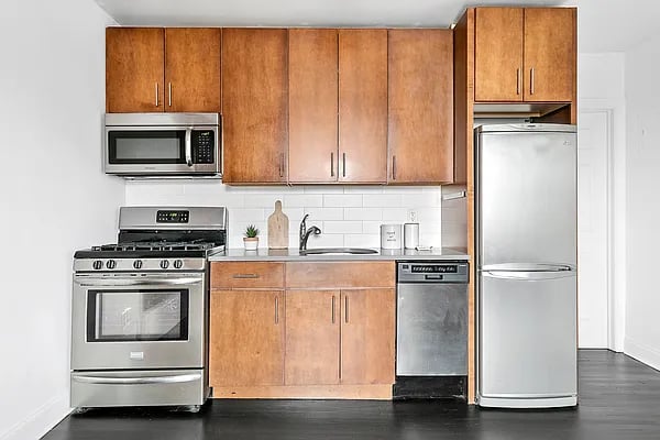 417 Hicks Street #6B