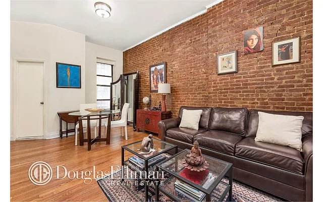 82 Charles Street Unit: 1R