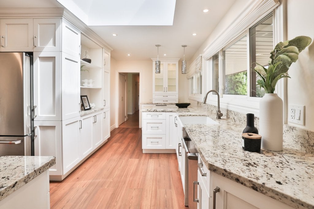 35 Hollyrood Heights Dr