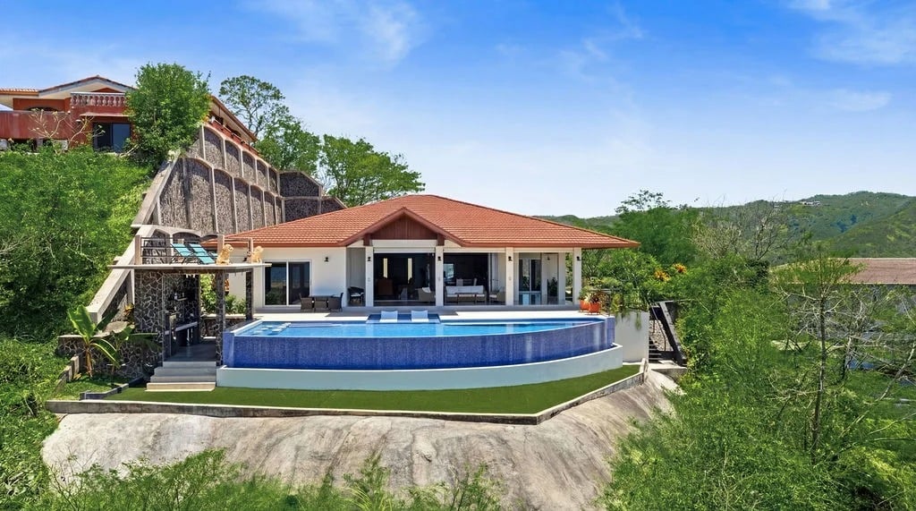 Ocean View Villa Isabella