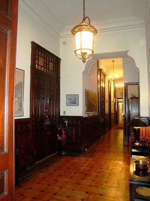 205 W 57th St