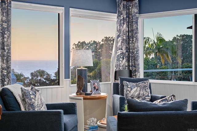 2122 Del Mar Heights Road