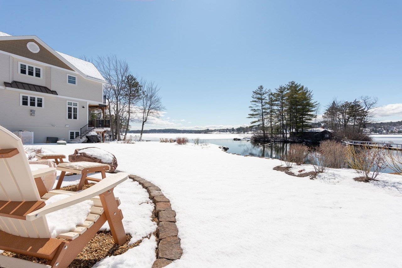 11 Island Dr