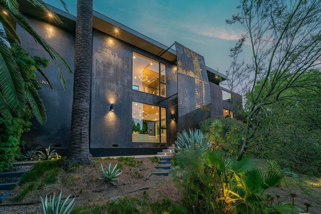 Meridian Reserve, Franklin Ave, 90046