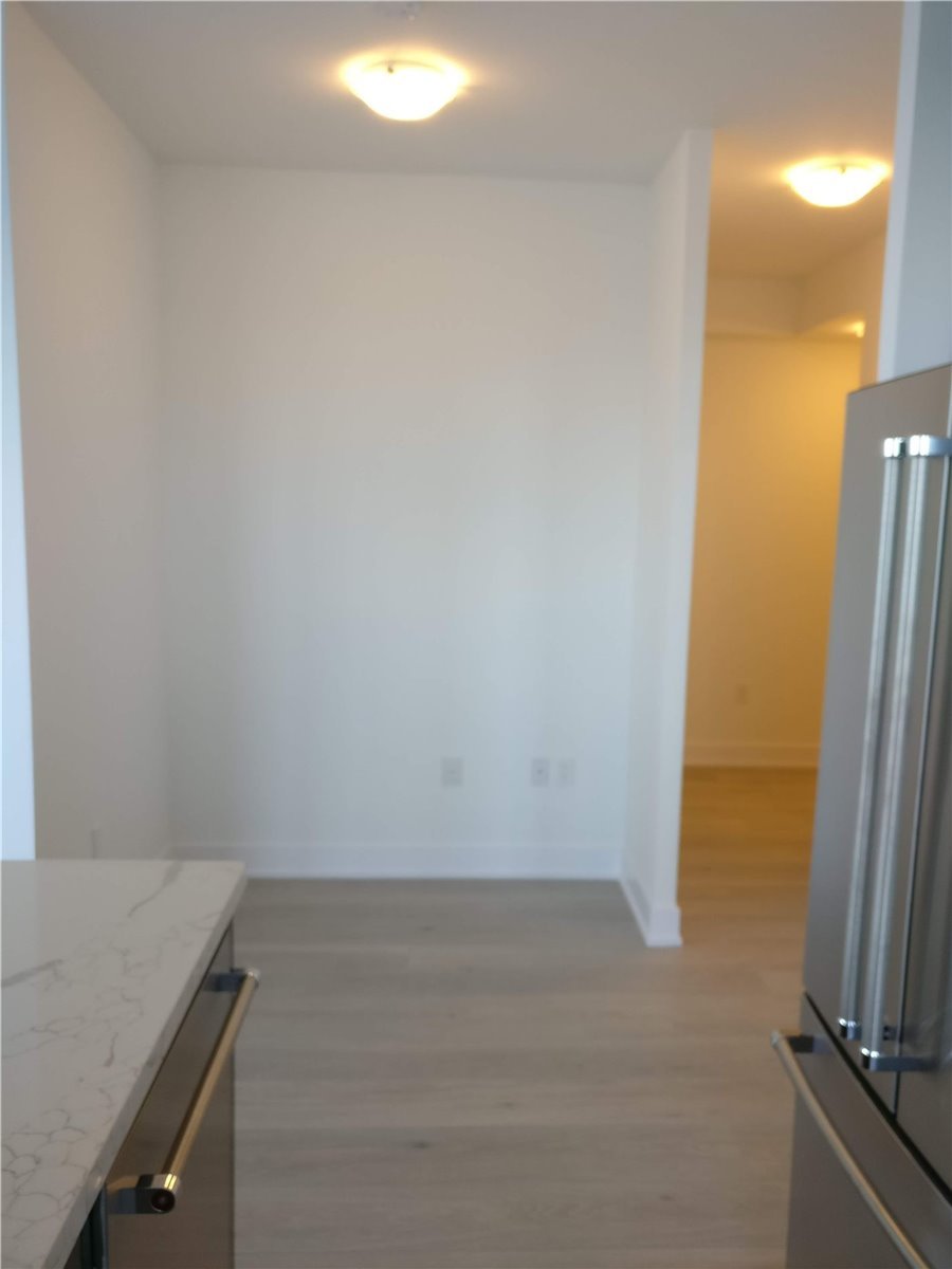 20 Shore Breeze Drive S 3107