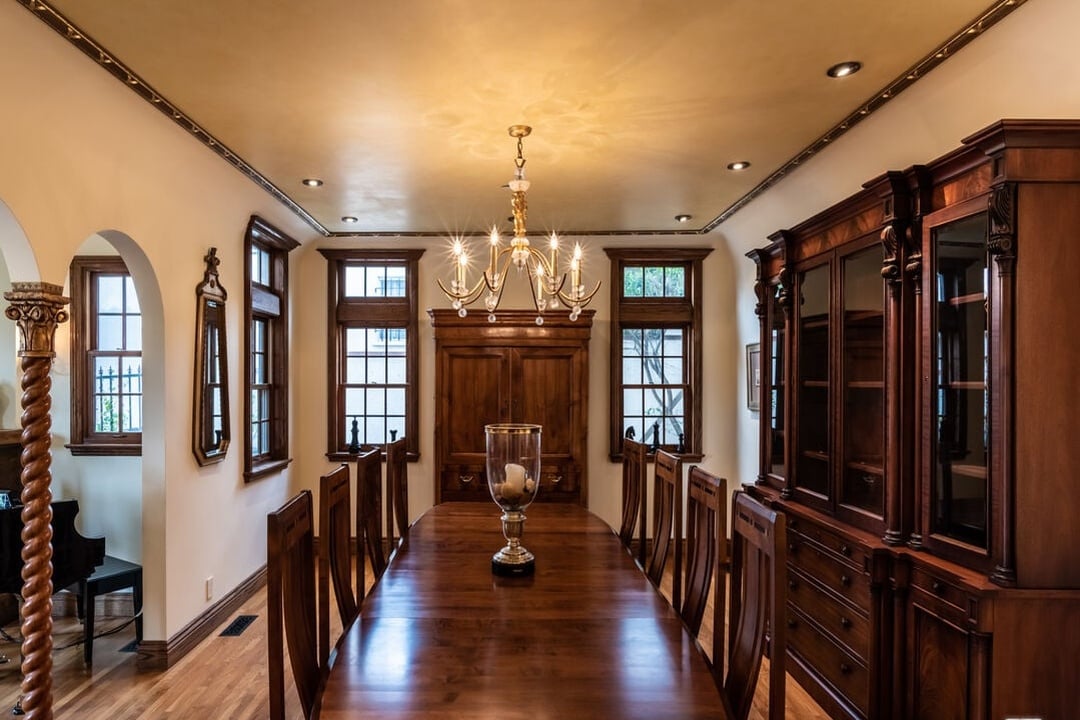 San Vicente Blvd, 90402