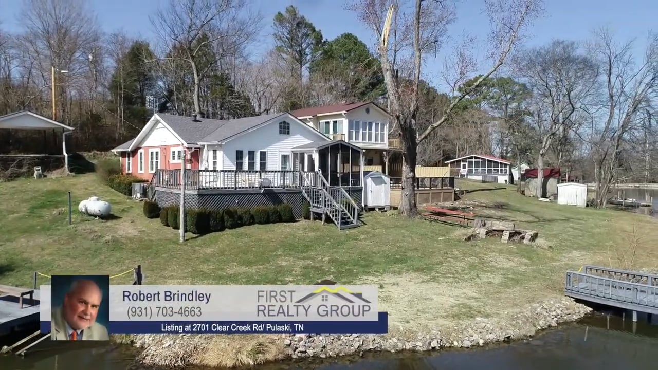  LAKEFRONT GETAWAY IN PULASKI, TN!