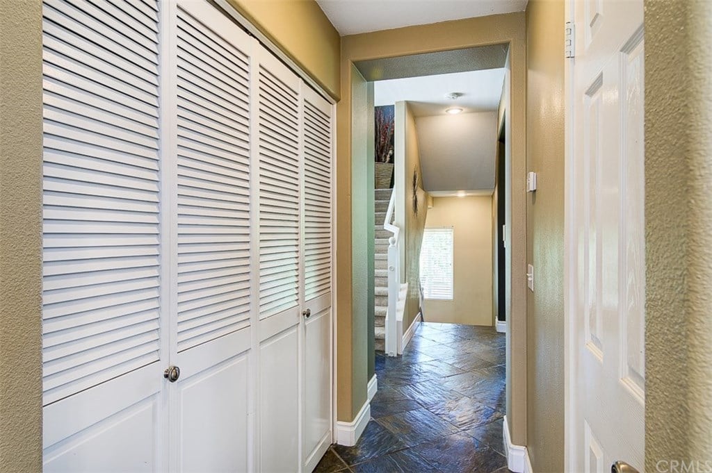 7461 Shelter Cove Cir