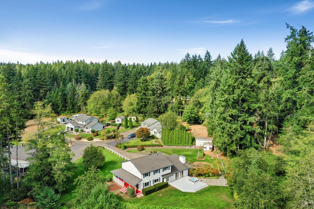 3055 NW Colonial Lane