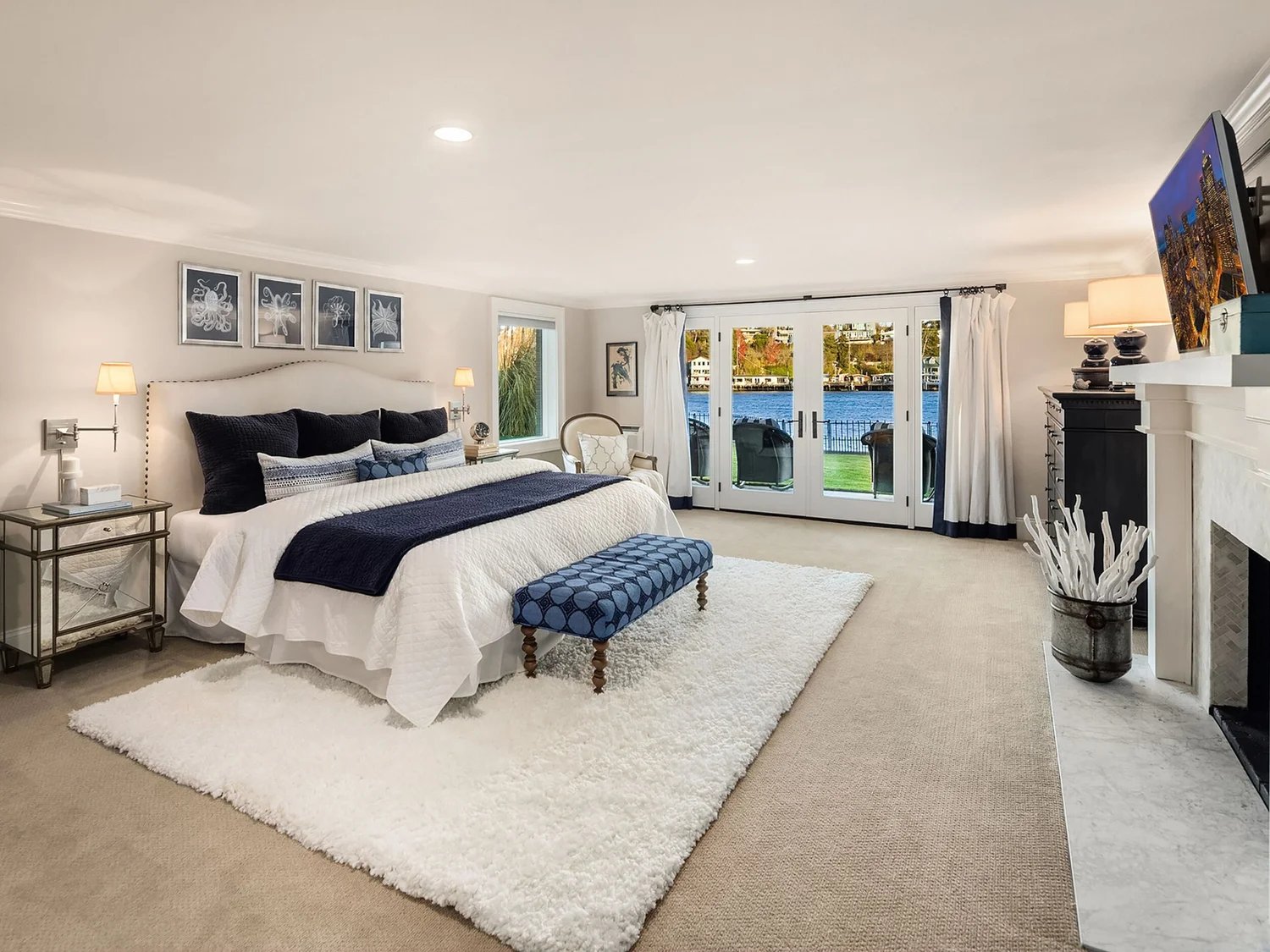 5454 39th Ave W