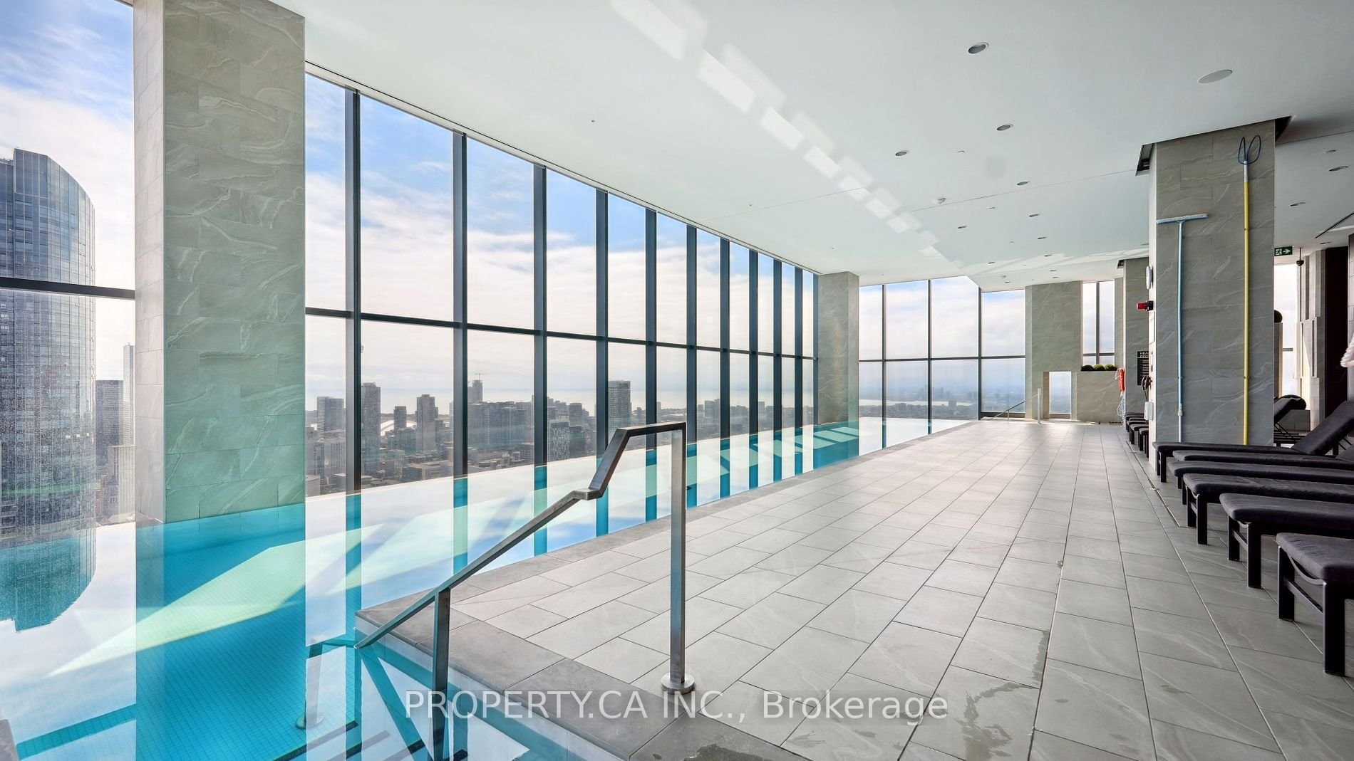 BAY STREET'S CAPTIVATING SUITE