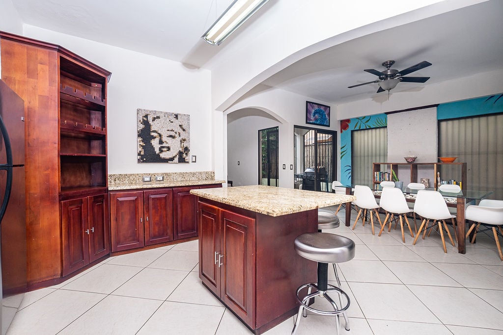 Casa Reye | Stunning 3-Bedroom Beach Home with Rooftop Ocean Views and Private Pool in Surfside, Playa Potrero