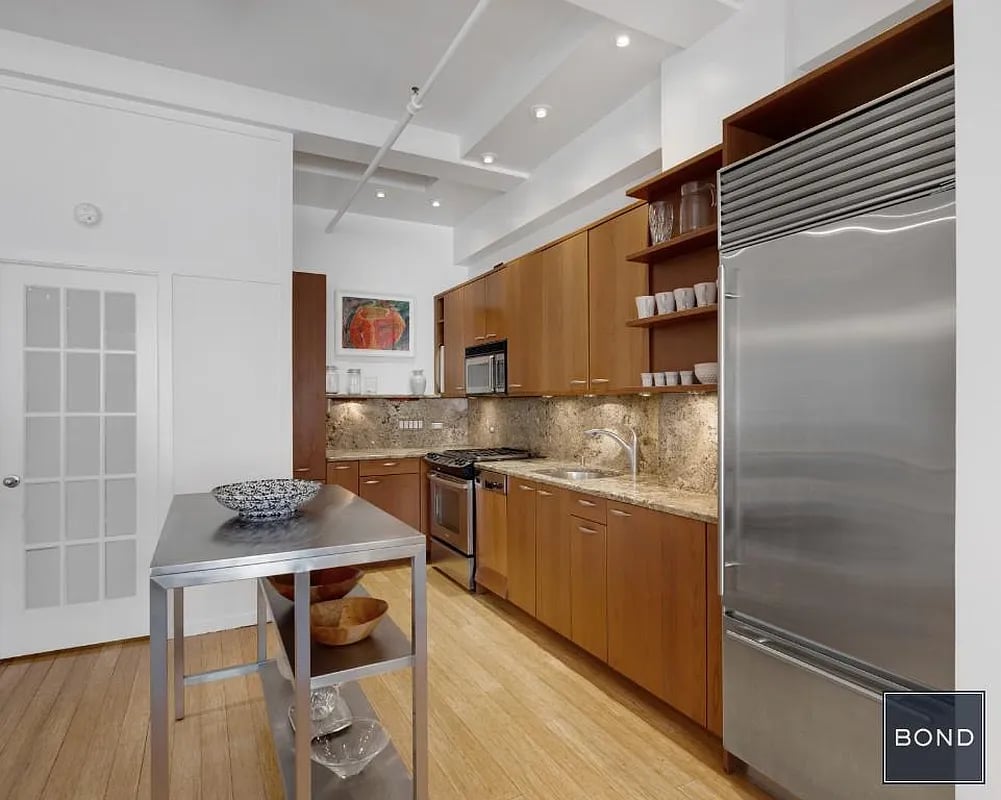 14 East 4th St, #824