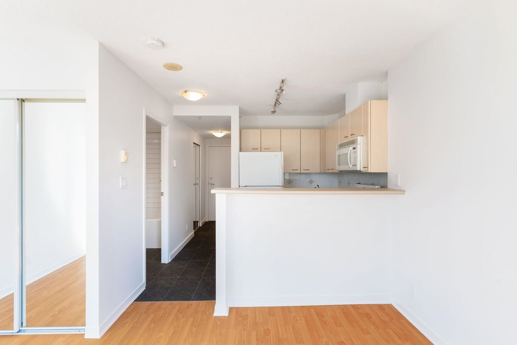 1331 Alberni St, #509