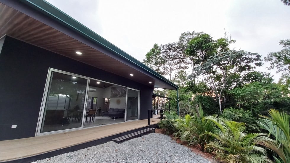 New Home and Guest Villa near Tinamastes Alfombra