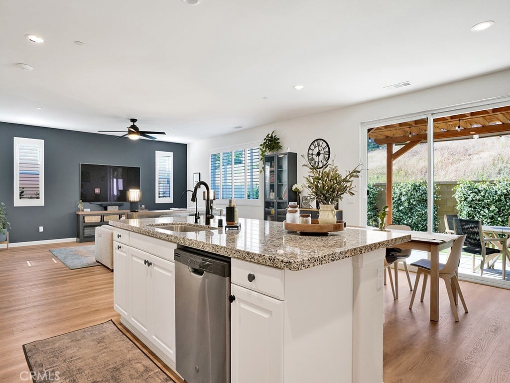 8967 Sunshine Valley Way