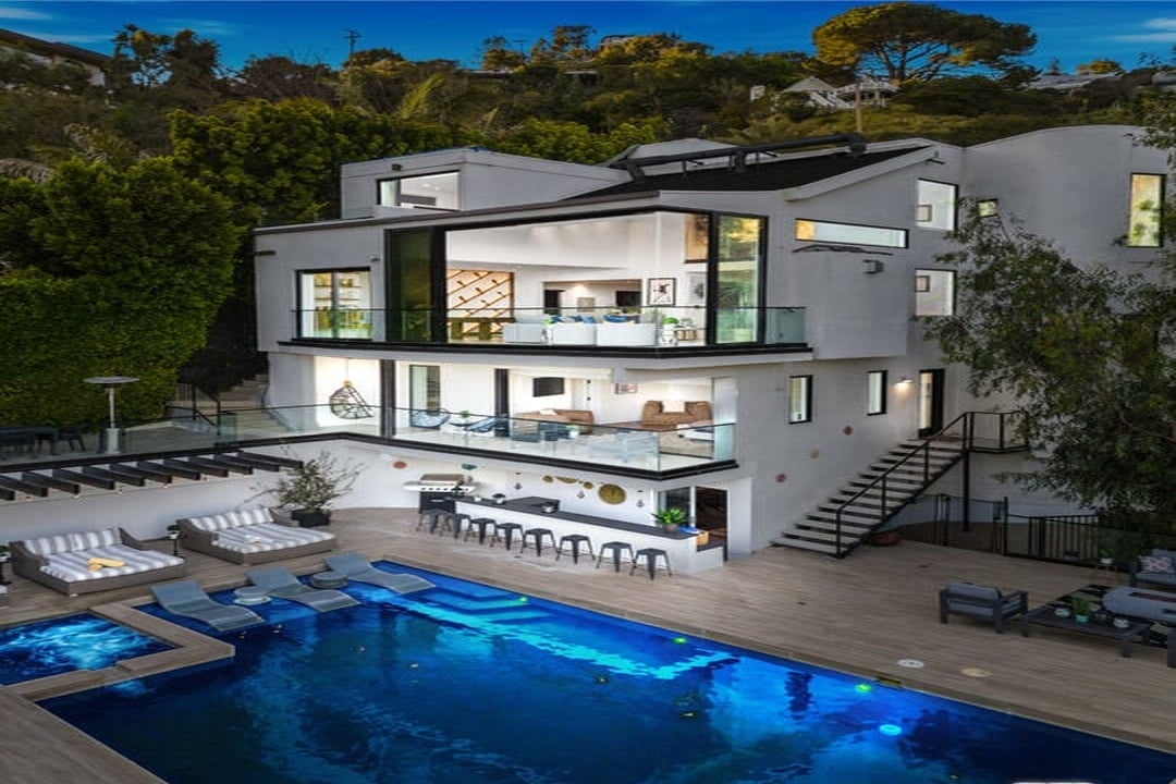 House Luminous