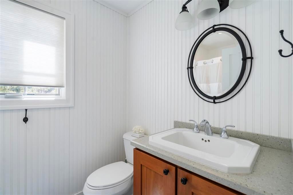 200 W Lake Street #4, Petoskey, MI 49770
