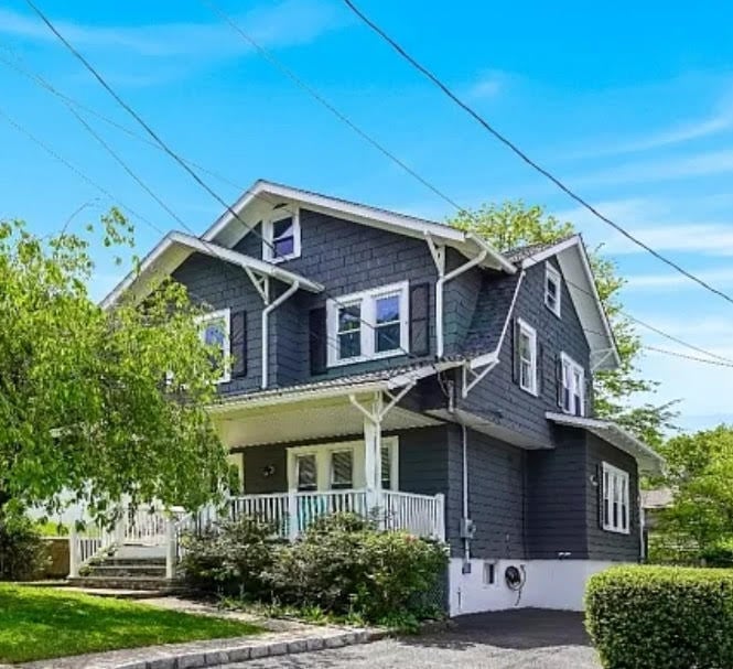 3 Sunderland Ave