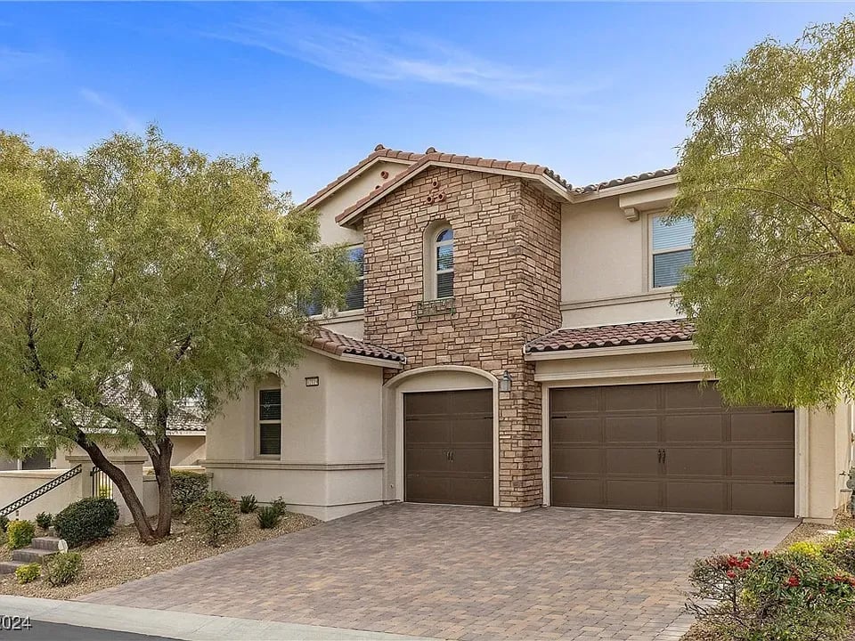 12119 High Country Ln