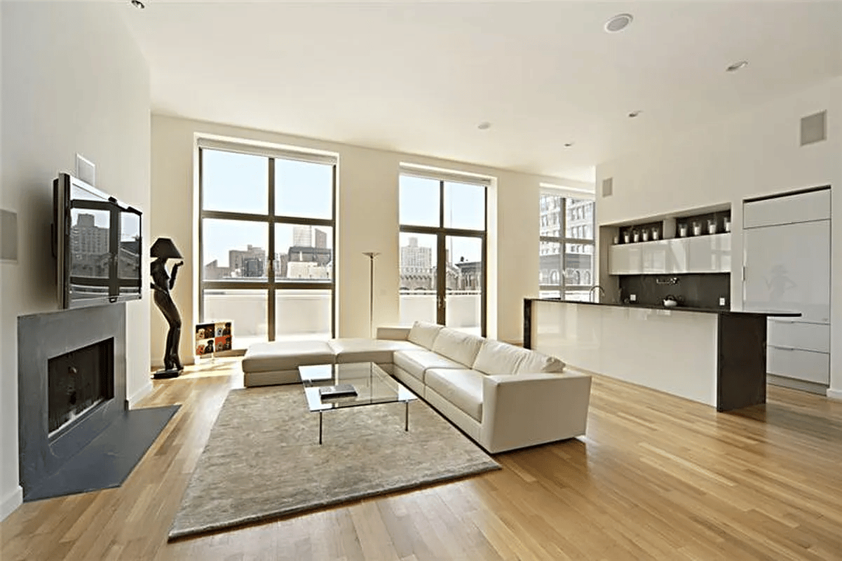 240 Park Avenue South #PH15A
