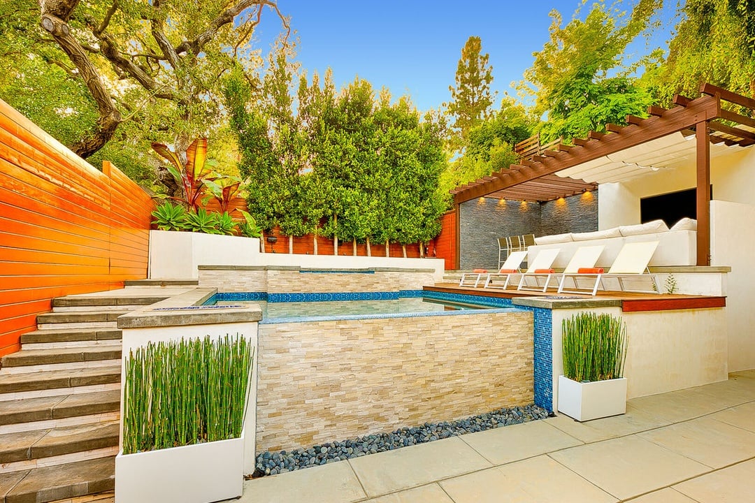 Aurora Villa