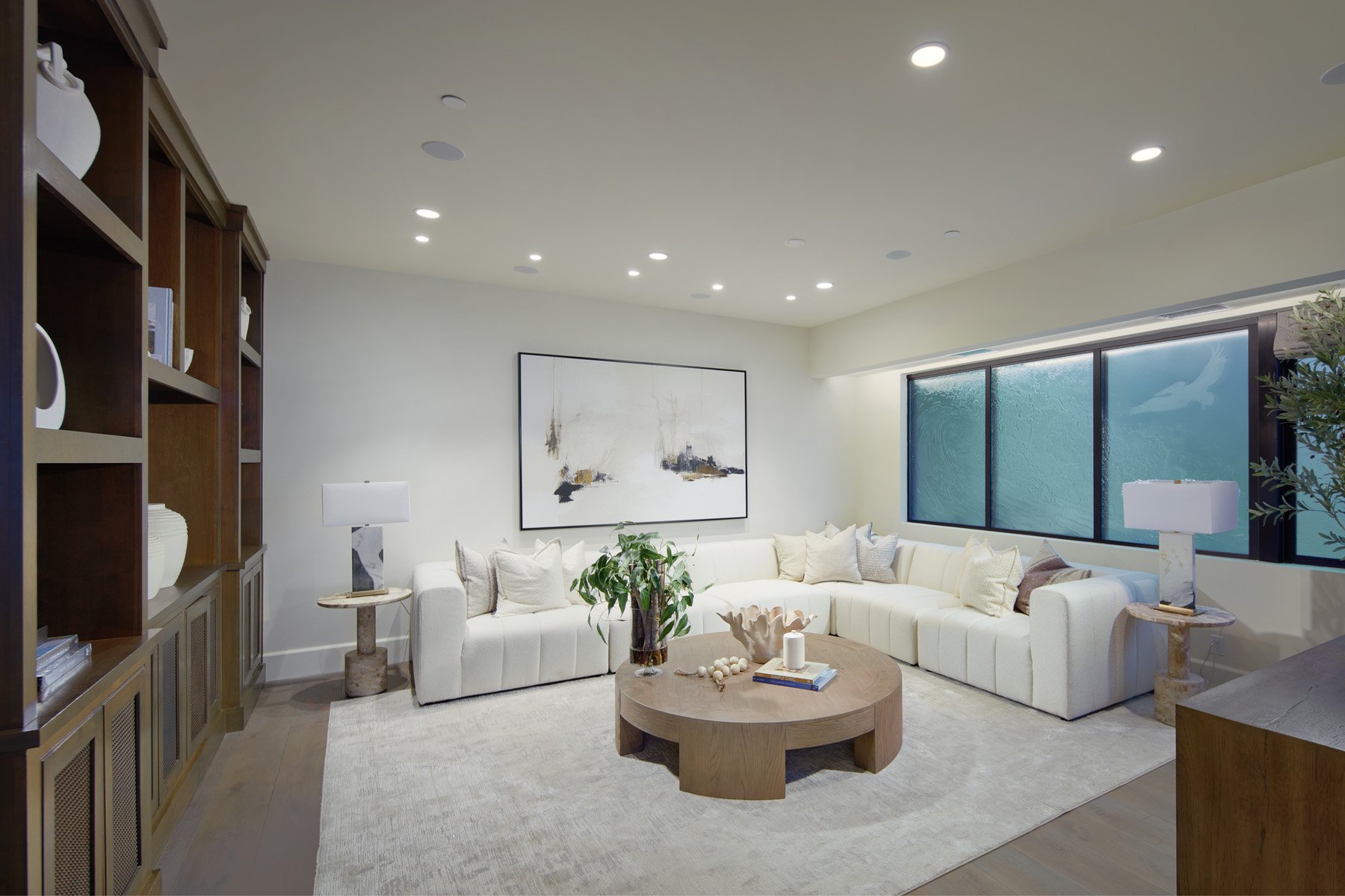 33 Bay Drive