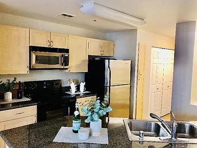 1550 Technology Dr #1003