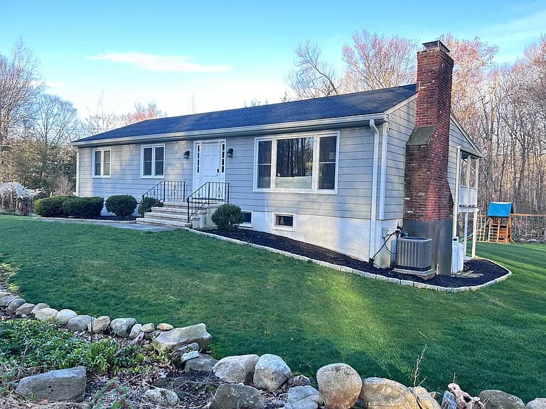 18 Sugarbush Ct