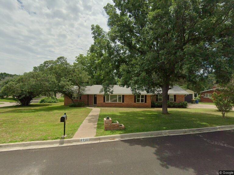 8900 Whippoorwill Dr