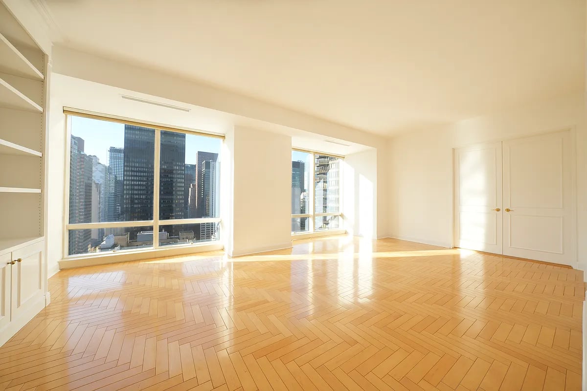 845 UNITED NATIONS Plaza 33D