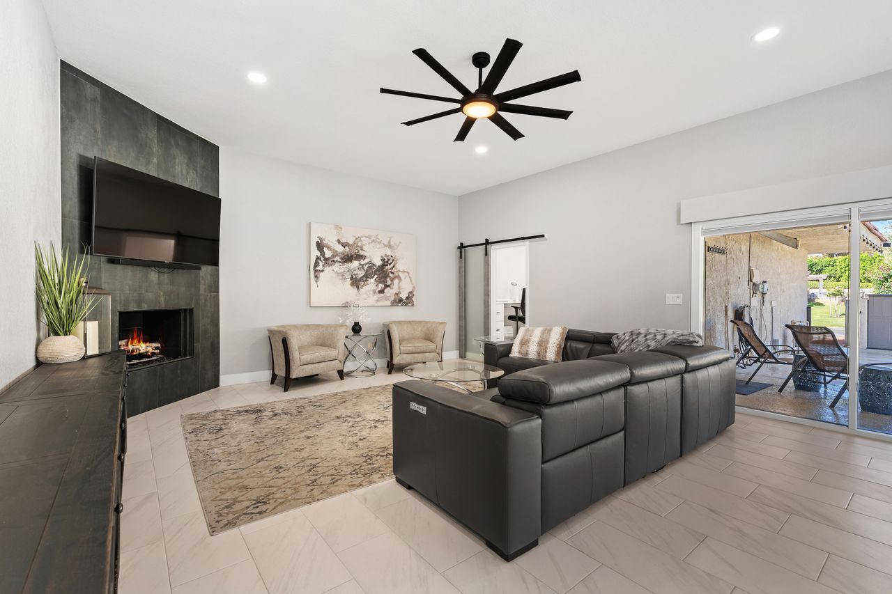 Modern Mirage Condo