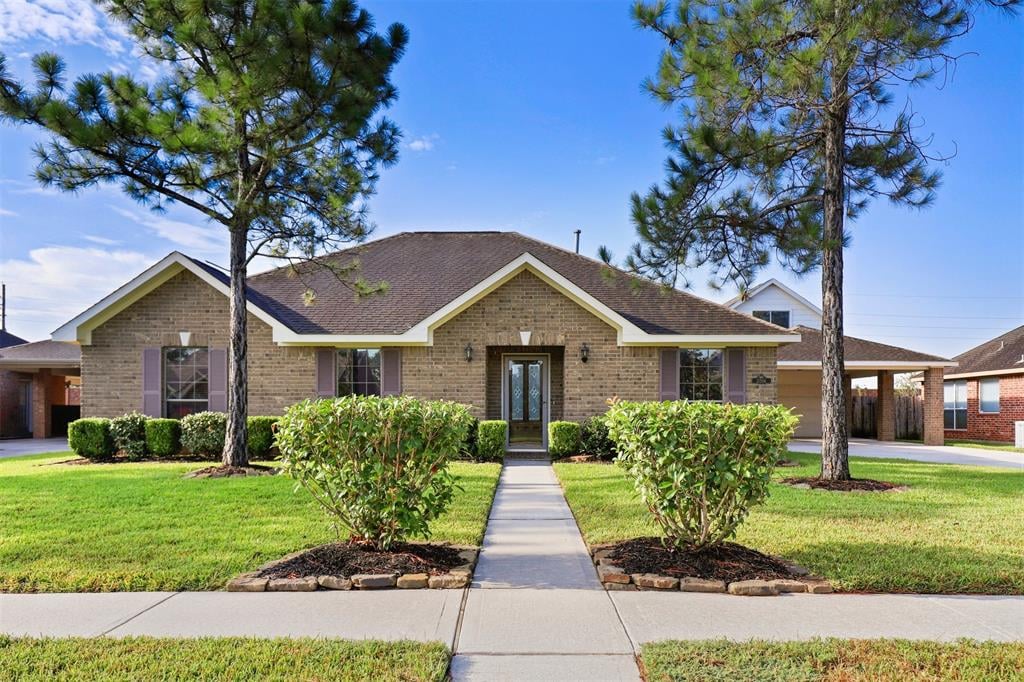 11206 Armstrong Ln
