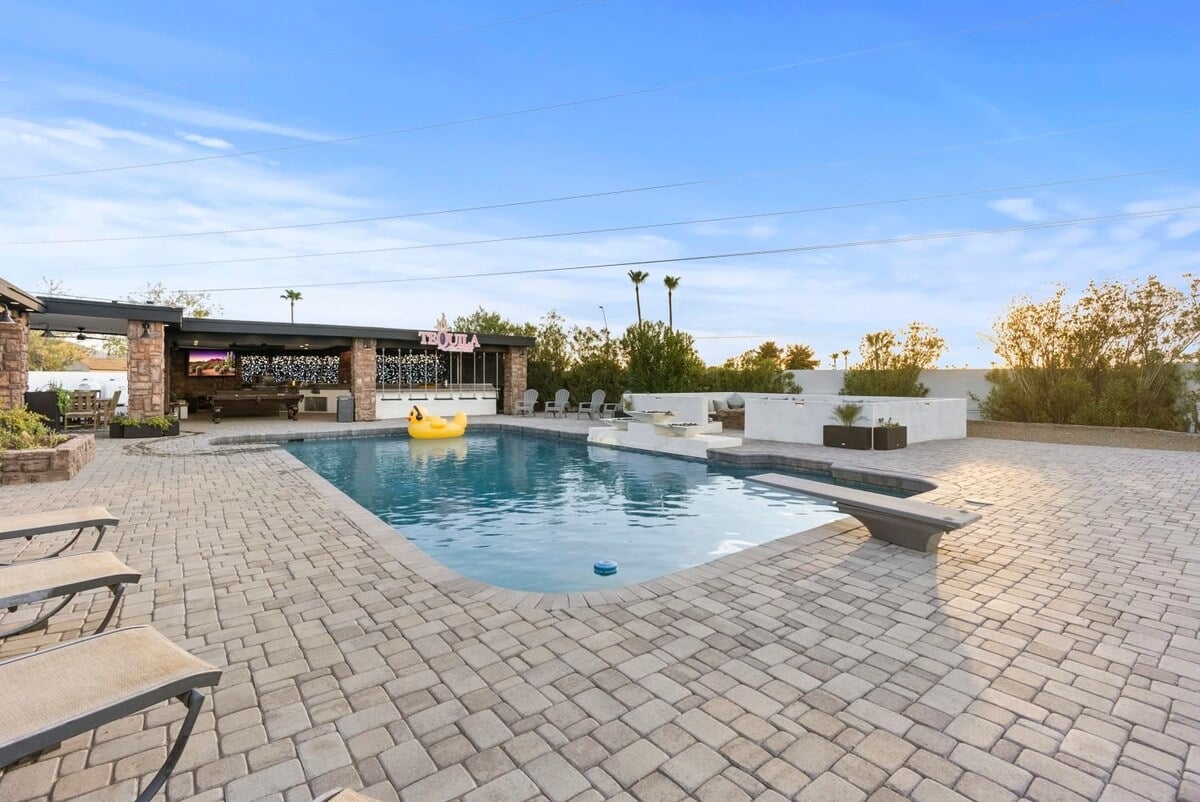 Phoenix Luxury! Pickleball | Free Heated Pool | Hot Tub