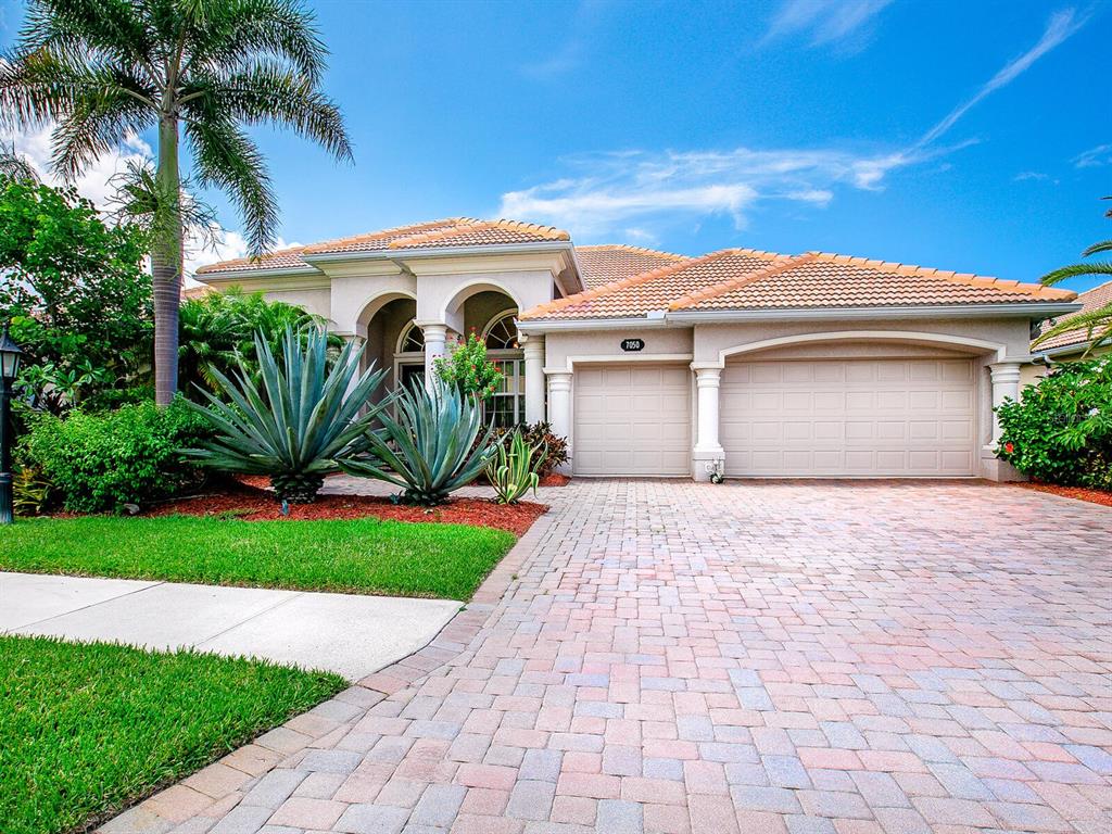 7050 Grassland Ct