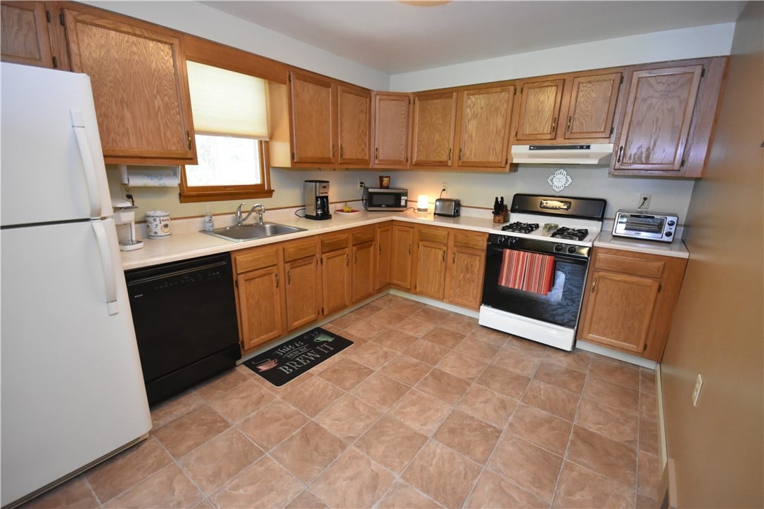 136 Cherry Valley Rd