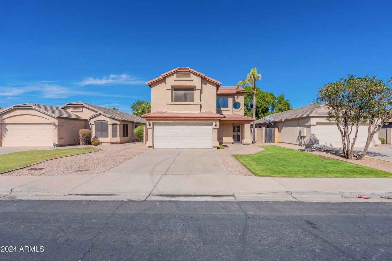2222 E Arabian Dr