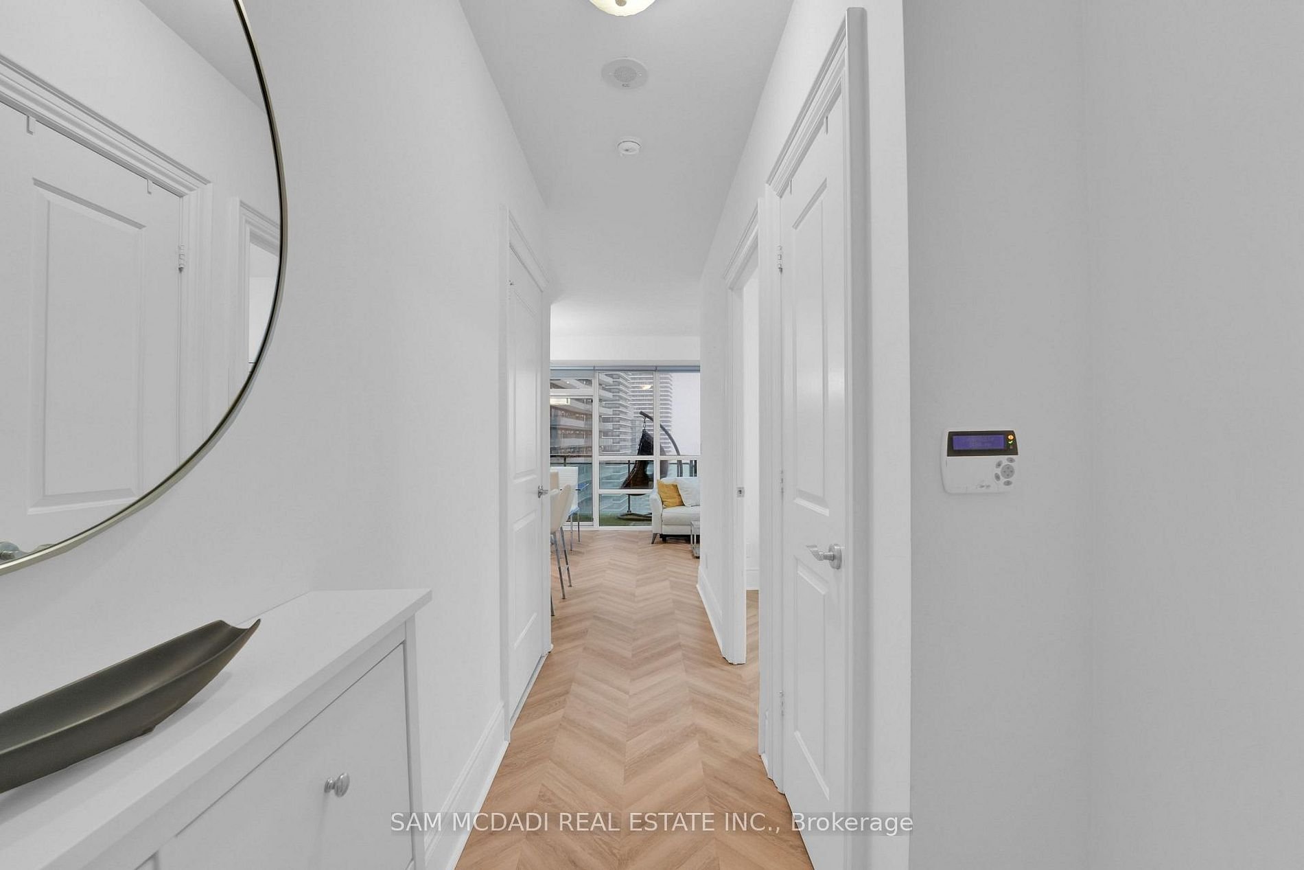 BROOKERS LANE LUXURY PENTHOUSE