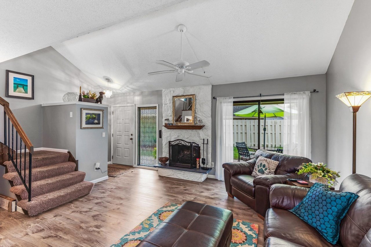 2228 Mayfair Rd