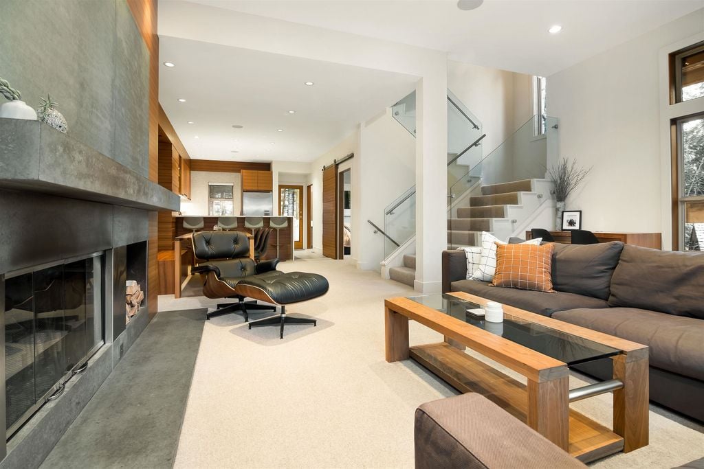 4668 Blackcomb Wy, #5