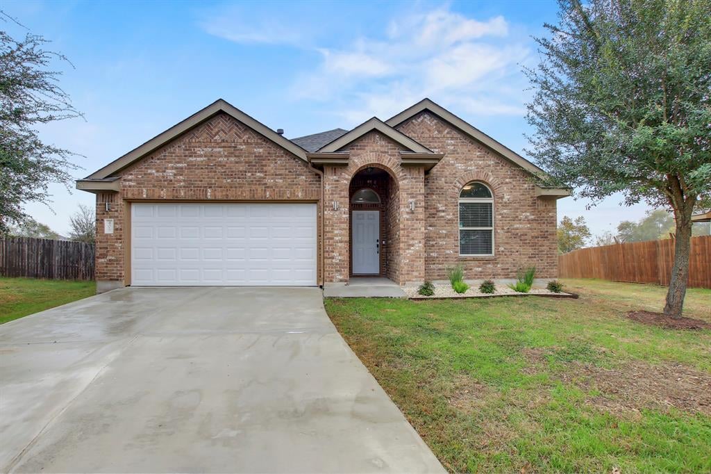 406 Dragon Ridge Rd, Buda, Texas 78610