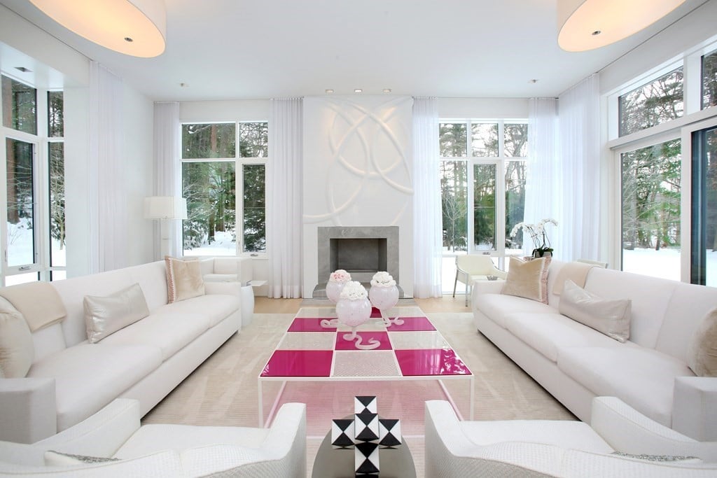 70 Possum Rd Weston, MA 02493-2318