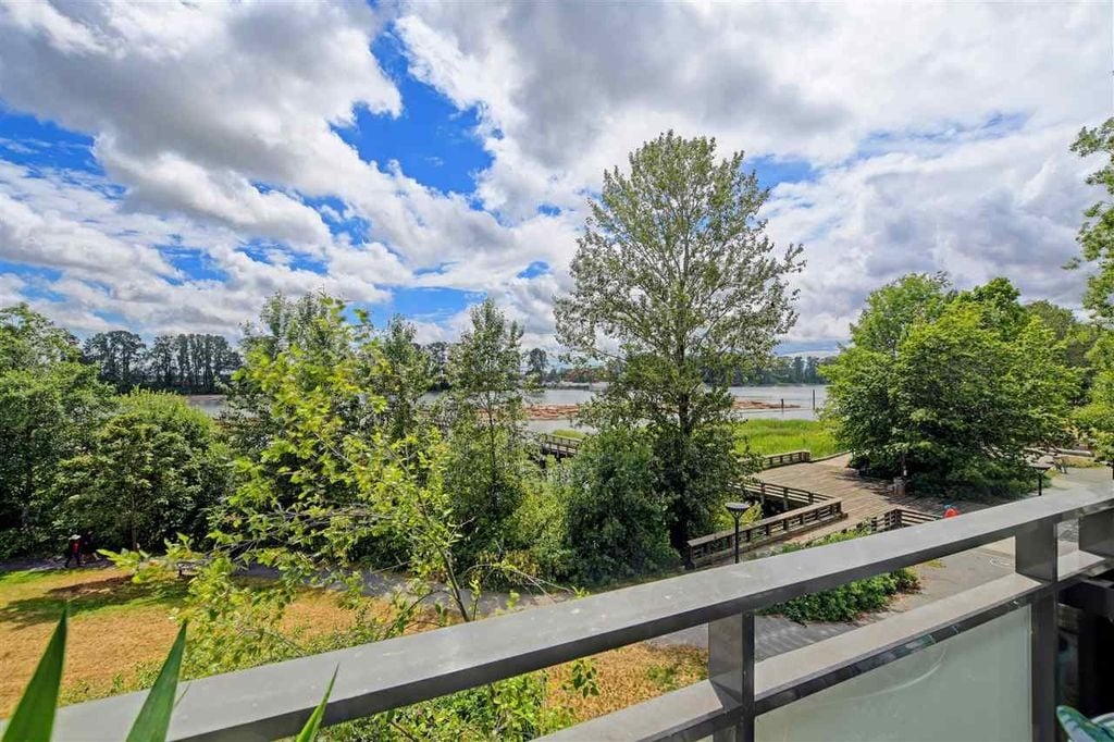 3138 Riverwalk Ave, #307