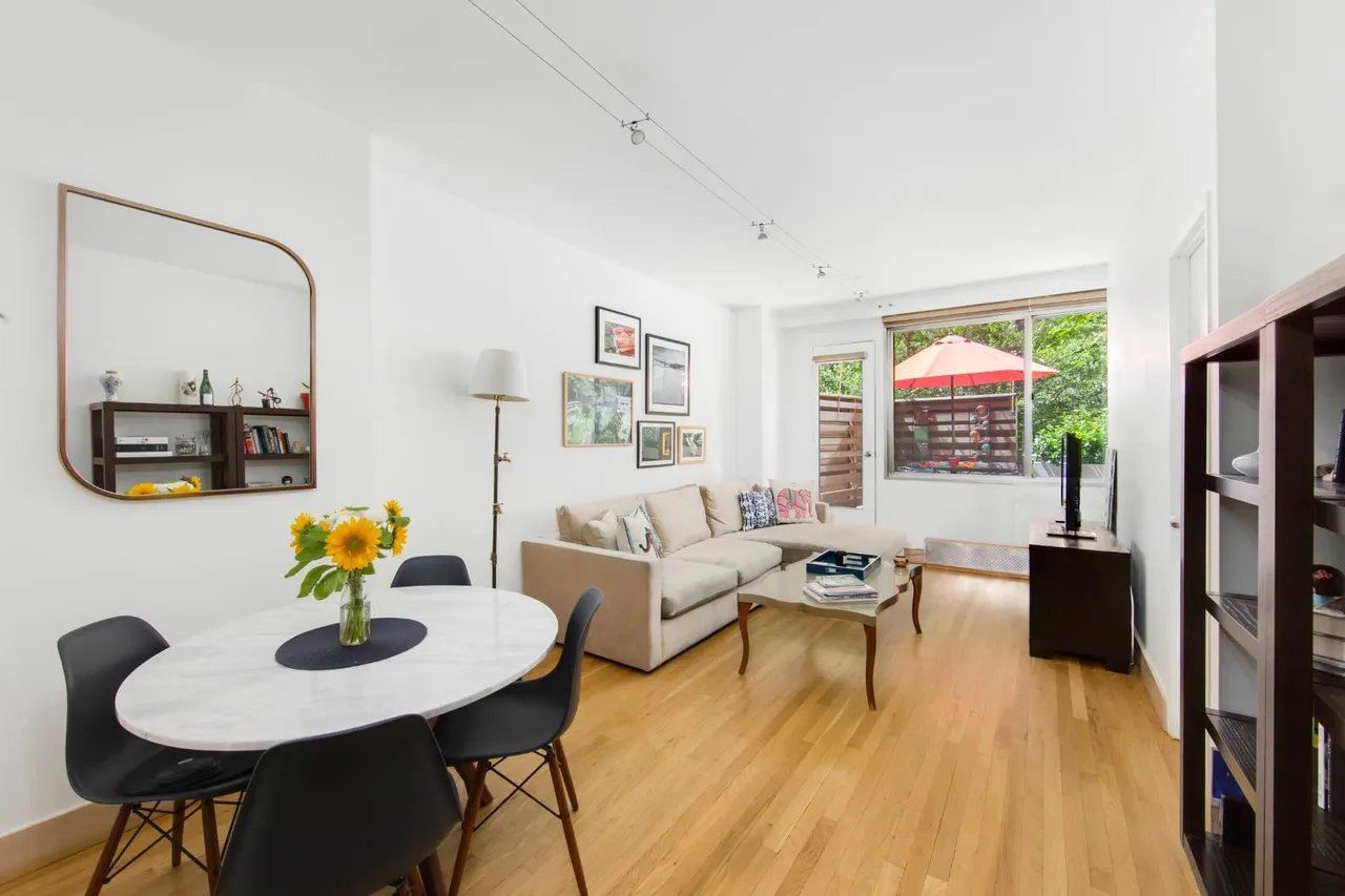 16 West 16th Street 1PN