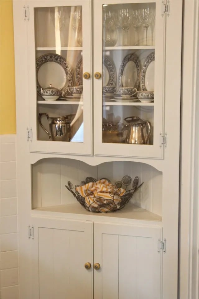 Kitchen Refresh with Chalk Paint