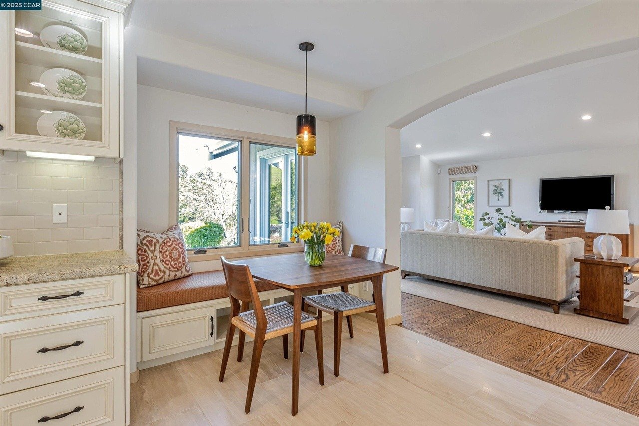 74 Warfield Dr