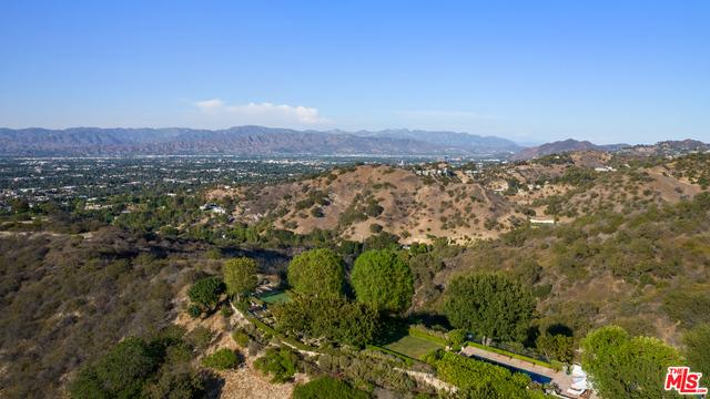 13337 Mulholland DR