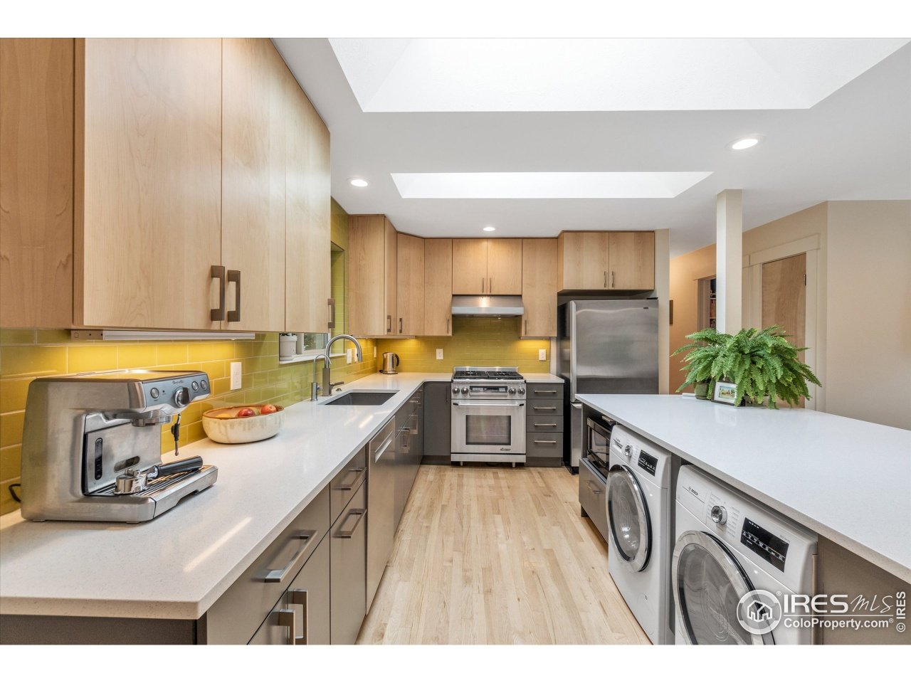 2910 Lorraine Ct