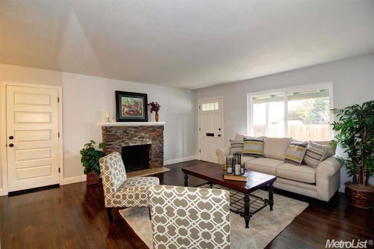 Another Home Sold in Elmhurst!